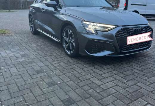 Audi Sportback 30 TFSI Business Edition S line tronic