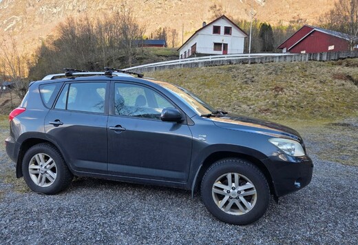 Toyota RAV4 2.2 D-4D 4WD LX
