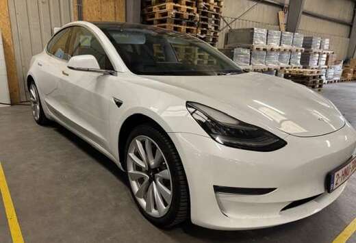Tesla Model 3 44 kWh Standard Plus
