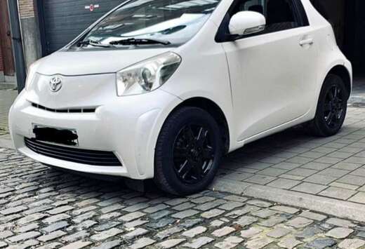 Toyota 1.0i VVT-i Sol