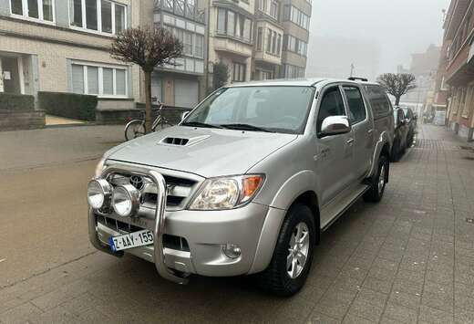 Toyota 3.0 Turbo D-4D 4WD SR *EXPORT*