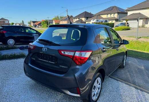 Toyota Yaris 1.5i Hybrid
