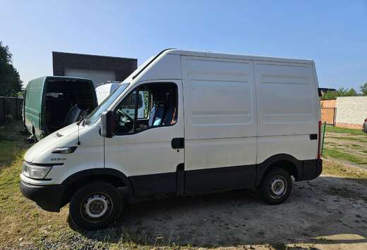 Iveco 29 L 12 V