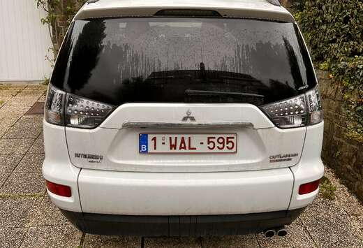 Mitsubishi 2.2 DI-D 4WD TC-SST Motion