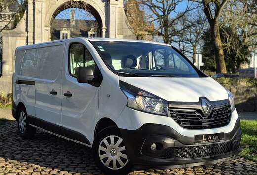 Renault 8250 HTVA LONG CHASSIS 1ER MAIN CARNET COMPLE ...