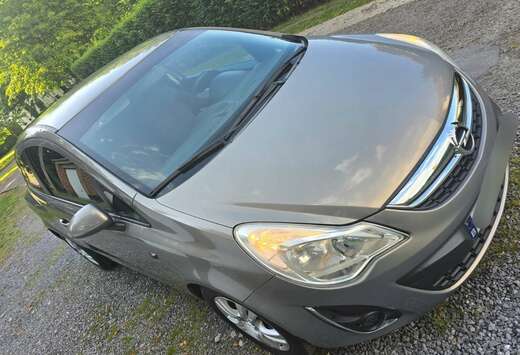 Opel Corsa 1.4i Cosmo