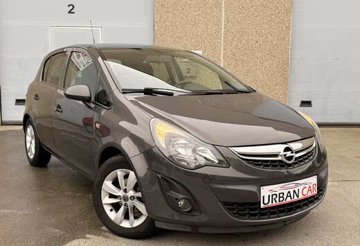 Opel Corsa 1.2i Ultimate Edition