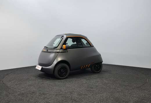 5.5 kw/h  AM  Led  Open Dak  45km/u  Nieuw