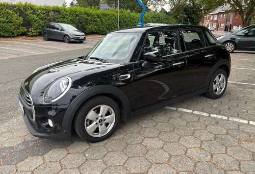 MINI Mini 1.5 One in top staat met opties.