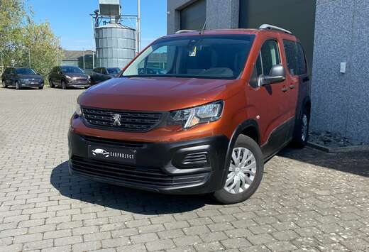 Peugeot Rifter 1.2 i **EXPORT OU MARCHAND**