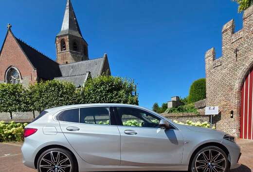 BMW 116iA