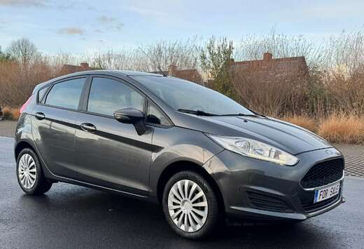 Ford Fiesta 1.0 Champions Edition