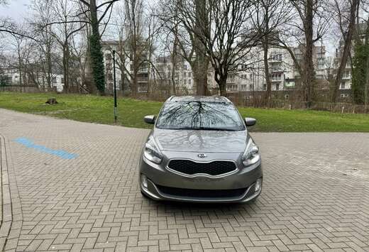 Kia Carens 1.7 CRDI *** 7 Places ***
