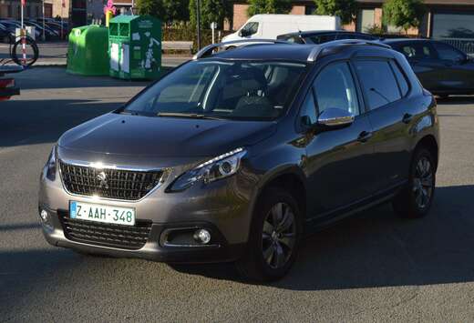 Peugeot 1.2i PureTech Style S GPS + Sensoren  Als nie ...