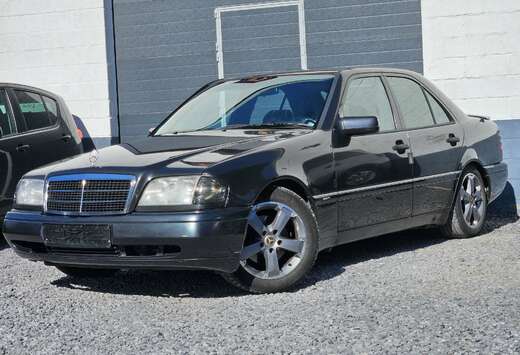 Mercedes-Benz C 200 Sport