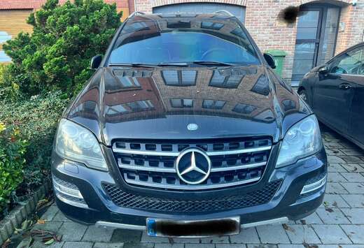 Mercedes-Benz CDI 4Matic 7G-TRONIC DPF BlueEFFICIENCY