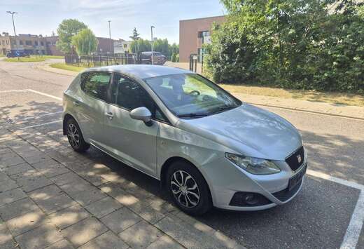 SEAT 1.4i - Airco - Parkingssensoren - Cruise Control ...