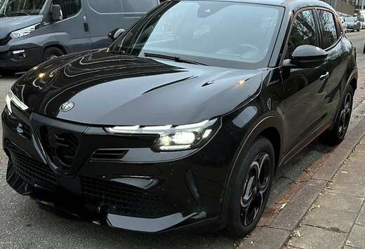 Alfa Romeo 1.2 Hybride «Special » 136Pk