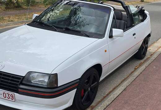 Oldtimer Cabrio 16s
