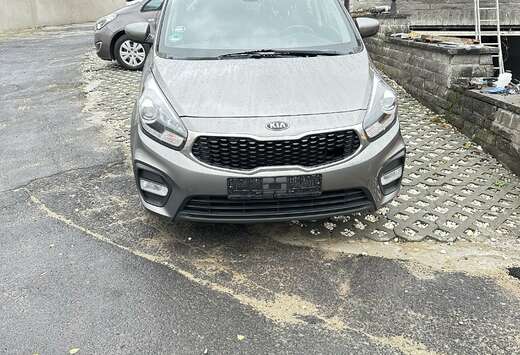 Kia 1.6i Lounge. 7 places avec contrul
