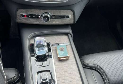 Volvo 2.0 T8 TE 4WD PHEV ultimate dark