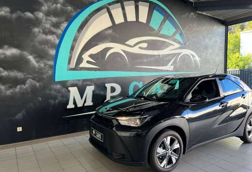 Toyota Aygo X Hybrid 1.5i VVT-i Envy E-CVT (85 kW) En ...