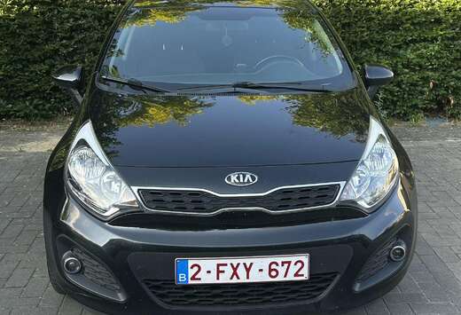 Kia Rio 1.4i Sense