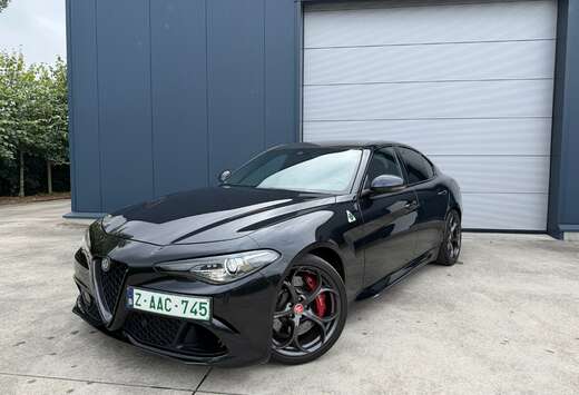 Alfa Romeo Giulia 2.9 T V6 Quadrifoglio