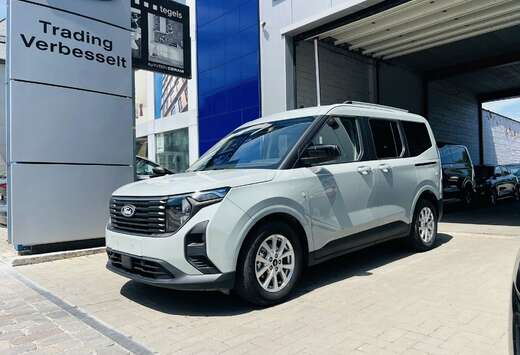 Ford 1.0 Ecoboost/ Titanium / PDC / Camera