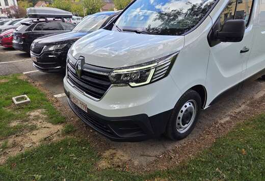 Renault renault  trafic.   29.950€ avec TVA
