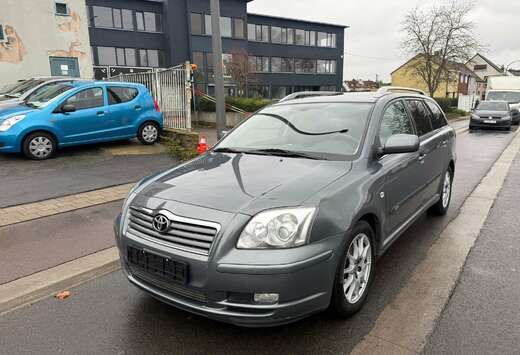 Toyota 1.8i VVT-i 16v Linea Terra**12M GARANTIE**