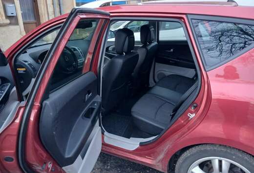 Kia Cee\'d SW 1.6 Turbo CRDi VGT Executive Pack