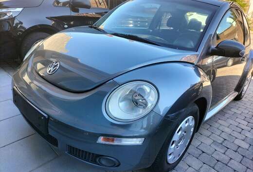 Volkswagen New Beetle 1.6i United