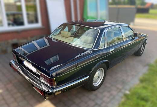 Jaguar xj6-xj40