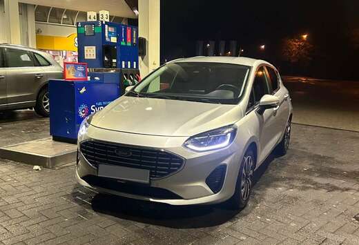 Ford 1.0 EcoBoost Hybrid S&S Aut TITANIUM VIGNALE