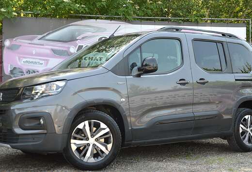 Peugeot 1.5BlueHDi Standard GT Line BOITE AUT NAV CAM ...