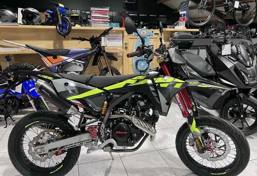 Motard XMF 4T COMPETITION
