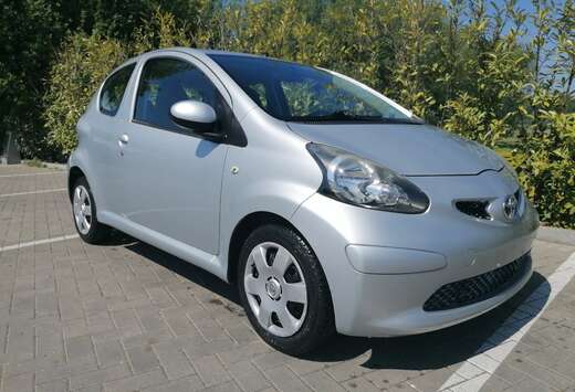 Toyota 1.0i VVT-i CT+CAR-PASS OK68.616KM