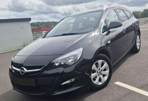 Opel Astra Sports Tourer 1.4 Turbo Essentia (Fleet)