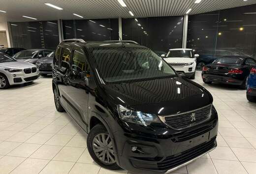 Peugeot 1.2i Essence 81kw Euro 6d-TEMP Année 2019