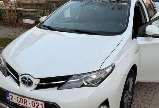 Toyota 1.8 VVT-i Hybrid Automatik Touring Sports Comf ...