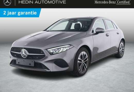 Mercedes-Benz Hatchback Luxury Line | Smartphone Inte ...