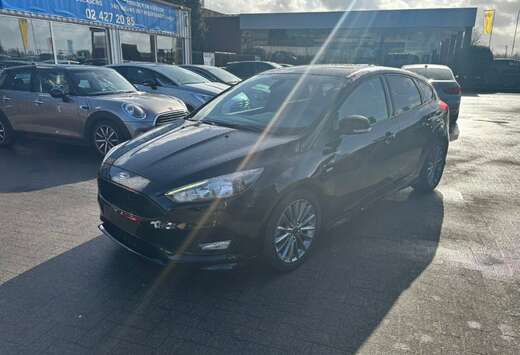 Ford Focus 1.0 EcoBoost ST Line