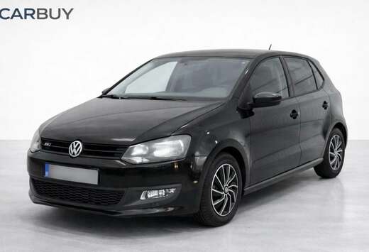 Volkswagen 1.2 BENZINE  R-LNE  CARPLAY  GEKEURD