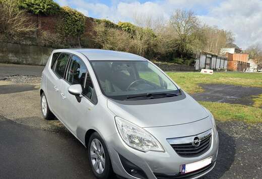 Opel 1.4i Cosmo Prête à immatriculer