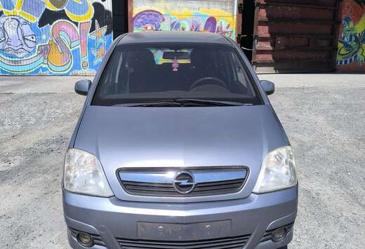Opel 1.6 - 105 Twinport Cosmo Easytronic