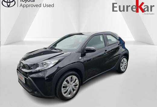 Toyota 1.0 VVT-I X PLAY CVT