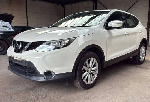 Nissan  Qashqai 1.2 DIG-T 2WD Business Edition