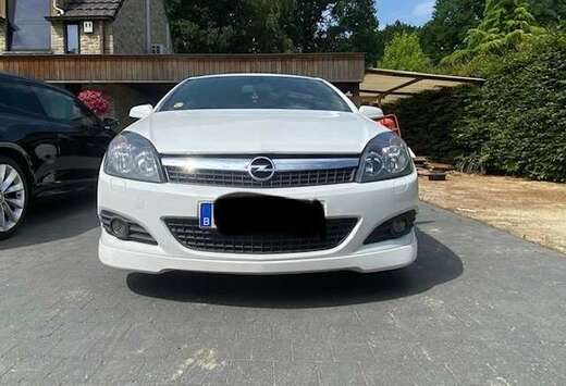 Opel Astra GTC 1.7 CDTI