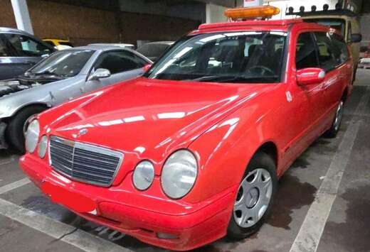 Mercedes-Benz E 220 CDI Classic